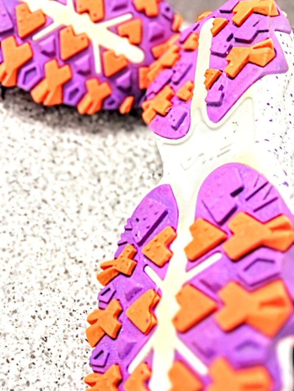 💕Fila Oakmont TR Running Shoe 9 - Picture 3 of 6